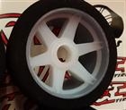 HOT RACE TYRES FRONT 1/8 WITH RIMS - SH 32